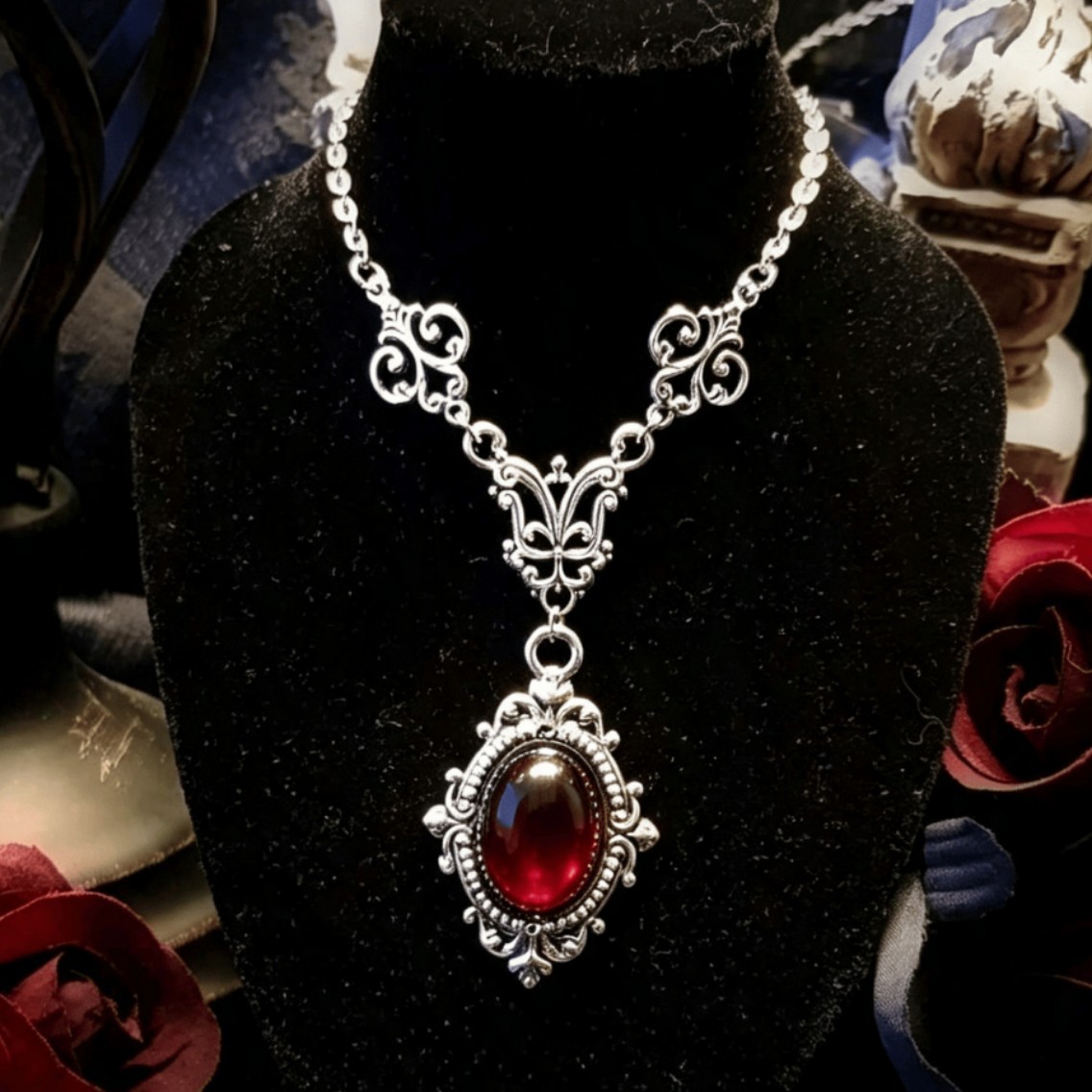 Vampir-Kamee-Halskette, Blut-K – Men'S Victorian Accessories Bewertung und Preis
