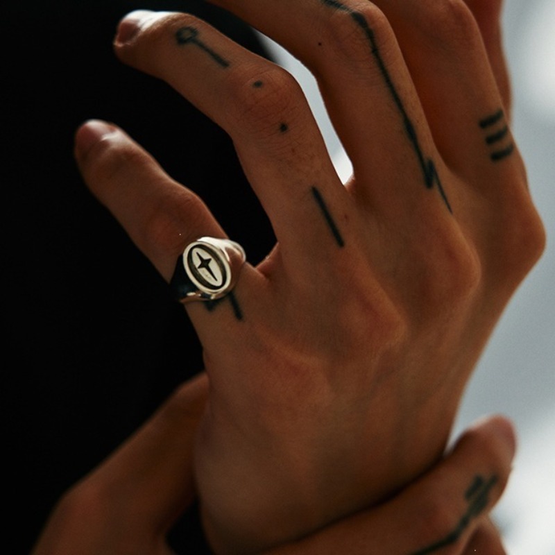 Minimalistischer Nordstern-Sie – Signet Ring Men Bewertung und Preis